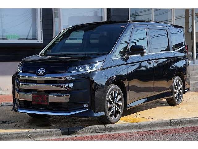 ノア Ｓ－Ｚ　両側パワスラ　衝突軽減ブレーキ　レーンアシスト　クリアランスソナー　純正ナビ　Ｂｌｕｅｔｏｏｔｈ　バックカメラ　フルセグ　アダプティブクルーズコントロール　純正アルミホイール　ビルトインＥＴＣ２．０（18枚目）