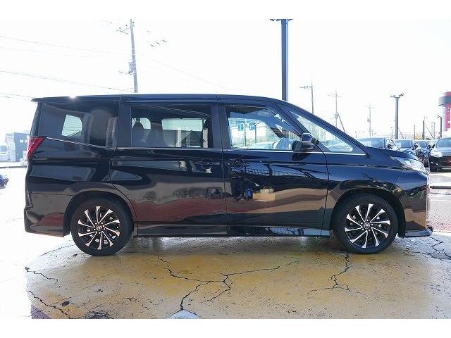 ノア Ｓ－Ｚ　両側パワスラ　衝突軽減ブレーキ　レーンアシスト　クリアランスソナー　純正ナビ　Ｂｌｕｅｔｏｏｔｈ　バックカメラ　フルセグ　アダプティブクルーズコントロール　純正アルミホイール　ビルトインＥＴＣ２．０（23枚目）