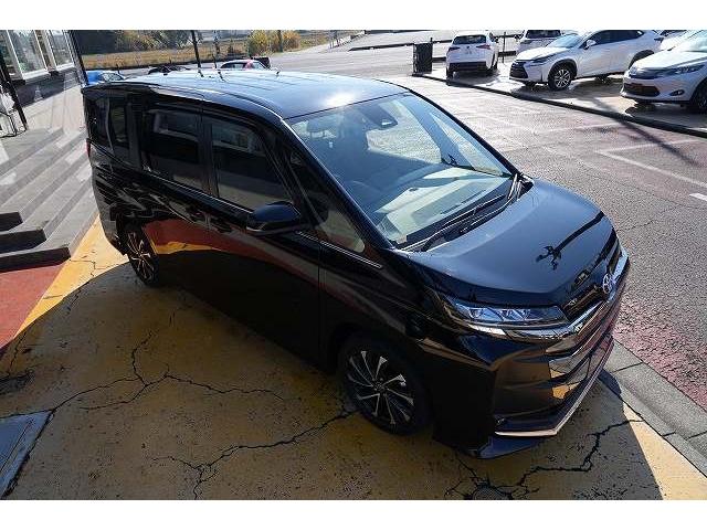 ノア Ｓ－Ｚ　両側パワスラ　衝突軽減ブレーキ　レーンアシスト　クリアランスソナー　純正ナビ　Ｂｌｕｅｔｏｏｔｈ　バックカメラ　フルセグ　アダプティブクルーズコントロール　純正アルミホイール　ビルトインＥＴＣ２．０（25枚目）