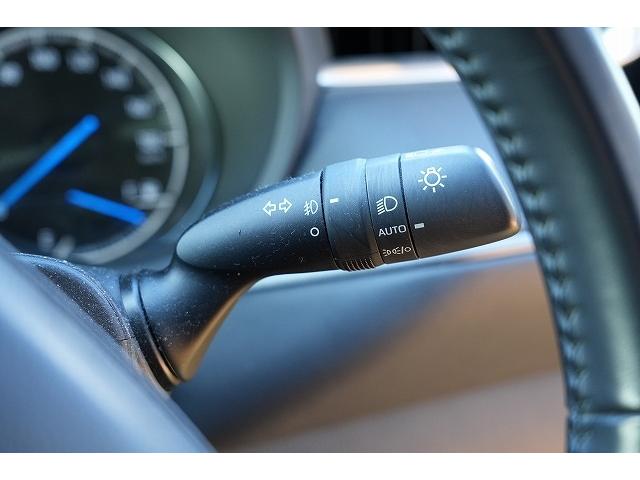 ハリアーハイブリッド Ｚ　レザーパッケージ　ＪＢＬサウンド　純正メモリー１２．３インチナビ　全方位カメラ　衝突軽減ブレーキ　レーンアシスト　ヘッドアップディスプレイ　クリアランスソナー　ブラインドスポット　Ｂｌｕｅｔｏｏｔｈ　フルセグ　ＥＴＣ（6枚目）