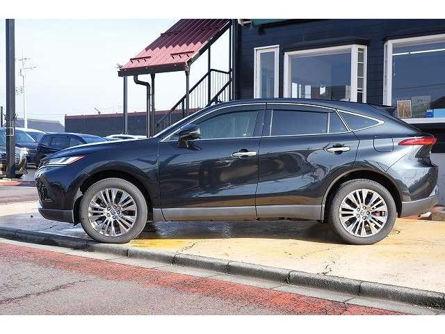 ハリアーハイブリッド Ｚ　レザーパッケージ　ＪＢＬサウンド　純正メモリー１２．３インチナビ　全方位カメラ　衝突軽減ブレーキ　レーンアシスト　ヘッドアップディスプレイ　クリアランスソナー　ブラインドスポット　Ｂｌｕｅｔｏｏｔｈ　フルセグ　ＥＴＣ（18枚目）