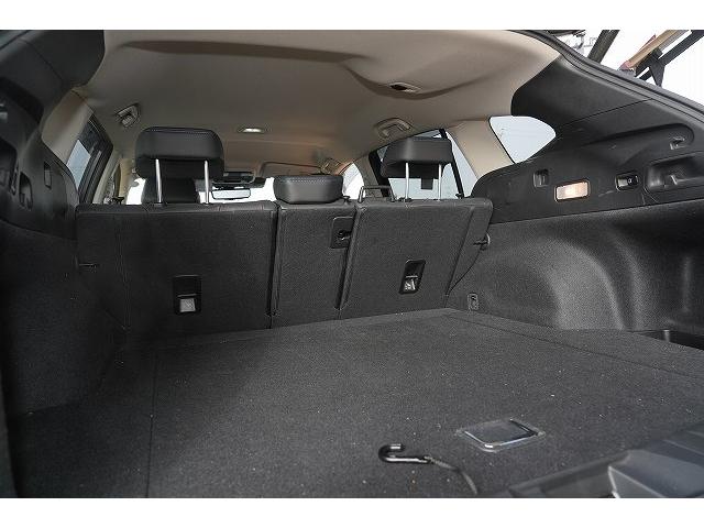 レヴォーグ ＧＴ－Ｈ　ＥＸ　４ＷＤ　衝突軽減ブレーキ　レーンアシスト　ブラインドスポット　純正メモリー１１．６インチナビ　Ｂｌｕｅｔｏｏｔｈ　バックカメラ　フルセグ　アダプティブクルーズコントロール　純正アルミホイール　ＥＴＣ（42枚目）