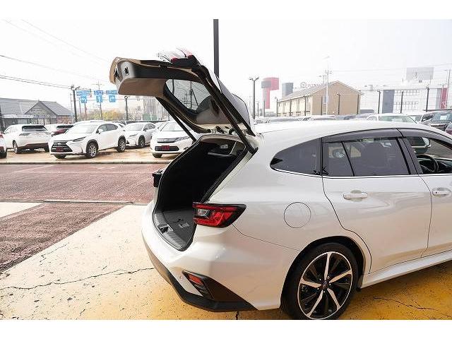 レヴォーグ ＧＴ－Ｈ　ＥＸ　４ＷＤ　衝突軽減ブレーキ　レーンアシスト　ブラインドスポット　純正メモリー１１．６インチナビ　Ｂｌｕｅｔｏｏｔｈ　バックカメラ　フルセグ　アダプティブクルーズコントロール　純正アルミホイール　ＥＴＣ（43枚目）