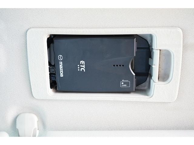 アクセラスポーツ ２２ＸＤ　プロアクティブ　衝突被害軽減ブレーキ　レーンアシスト　ヘッドアップディスプレイ　アダプティブクルーズコントロール　ブラインドスポット　オートハイビーム　社外アルミホイール　パワーシート　純正ナビ　前席ヒートシーター（10枚目）