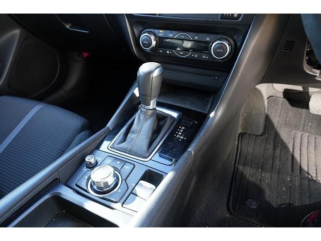 アクセラスポーツ ２２ＸＤ　プロアクティブ　衝突被害軽減ブレーキ　レーンアシスト　ヘッドアップディスプレイ　アダプティブクルーズコントロール　ブラインドスポット　オートハイビーム　社外アルミホイール　パワーシート　純正ナビ　前席ヒートシーター（11枚目）