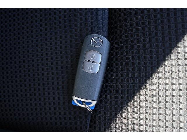 アクセラスポーツ ２２ＸＤ　プロアクティブ　衝突被害軽減ブレーキ　レーンアシスト　ヘッドアップディスプレイ　アダプティブクルーズコントロール　ブラインドスポット　オートハイビーム　社外アルミホイール　パワーシート　純正ナビ　前席ヒートシーター（33枚目）