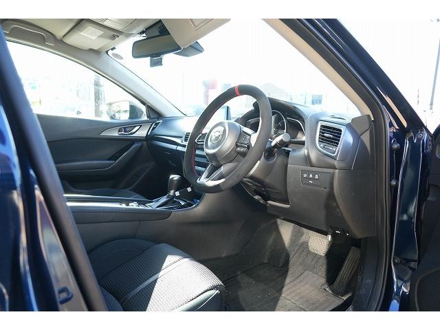 アクセラスポーツ ２２ＸＤ　プロアクティブ　衝突被害軽減ブレーキ　レーンアシスト　ヘッドアップディスプレイ　アダプティブクルーズコントロール　ブラインドスポット　オートハイビーム　社外アルミホイール　パワーシート　純正ナビ　前席ヒートシーター（34枚目）