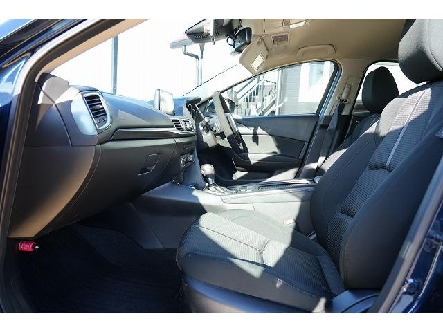 アクセラスポーツ ２２ＸＤ　プロアクティブ　衝突被害軽減ブレーキ　レーンアシスト　ヘッドアップディスプレイ　アダプティブクルーズコントロール　ブラインドスポット　オートハイビーム　社外アルミホイール　パワーシート　純正ナビ　前席ヒートシーター（45枚目）