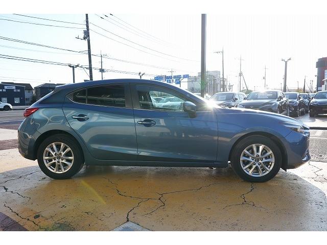 アクセラスポーツ １５ＸＤ　プロアクティブ　衝突軽減ブレーキ　レーンアシスト　ヘッドアップディスプレイ　アダプティプクルーズコントロール　ブレインドスポット　オートハイビーム　クリアランスソナー　Ｂｌｕｅｔｏｏｔｈ　バックカメラ　フルセグ（24枚目）