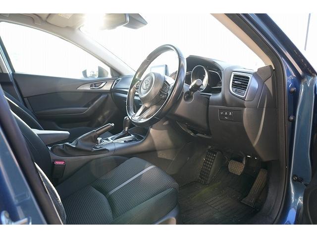 アクセラスポーツ １５ＸＤ　プロアクティブ　衝突軽減ブレーキ　レーンアシスト　ヘッドアップディスプレイ　アダプティプクルーズコントロール　ブレインドスポット　オートハイビーム　クリアランスソナー　Ｂｌｕｅｔｏｏｔｈ　バックカメラ　フルセグ（35枚目）