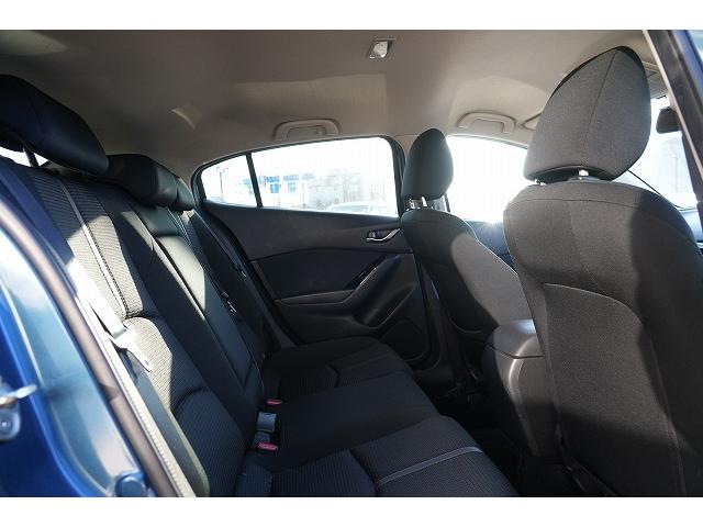 アクセラスポーツ １５ＸＤ　プロアクティブ　衝突軽減ブレーキ　レーンアシスト　ヘッドアップディスプレイ　アダプティプクルーズコントロール　ブレインドスポット　オートハイビーム　クリアランスソナー　Ｂｌｕｅｔｏｏｔｈ　バックカメラ　フルセグ（39枚目）