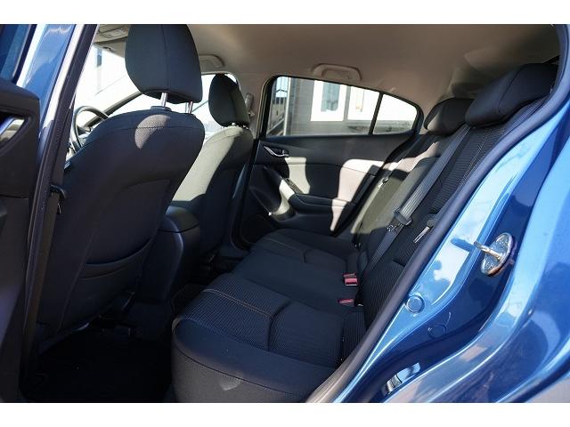 アクセラスポーツ １５ＸＤ　プロアクティブ　衝突軽減ブレーキ　レーンアシスト　ヘッドアップディスプレイ　アダプティプクルーズコントロール　ブレインドスポット　オートハイビーム　クリアランスソナー　Ｂｌｕｅｔｏｏｔｈ　バックカメラ　フルセグ（43枚目）