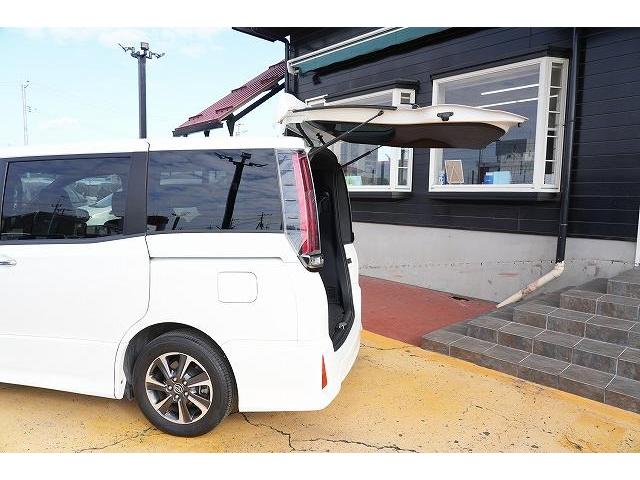 ノア Si ダブルバイビー 社外ナビ 社外フリップダウンモニター 両側電動パワースライドドア 衝突軽減 レーンアシスト フルセグ Bluetooth バックカメラ ETC オートクルーズコントロール オートLEDヘッドライト(41枚目)
