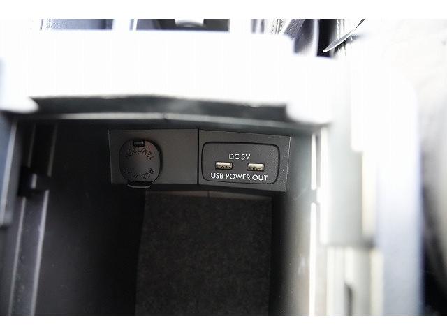 フォレスター Ｓ－リミテッド　衝突軽減ブレーキ　レーンアシスト　アダプティブクルーズコントロール　ブラインドスポット　純正ナビ　Ｂｌｕｅｔｏｏｔｈ　バックカメラ　フルセグ　純正アルミホイール　ビルトインＥＴＣ　パワーバックドア（13枚目）