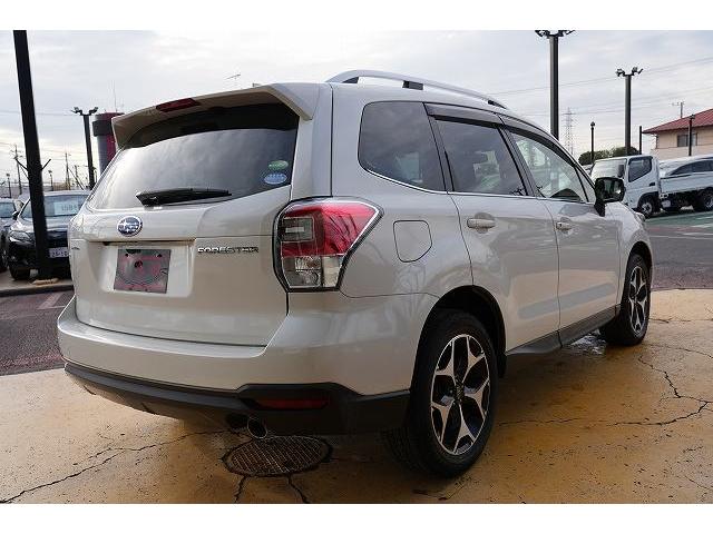 フォレスター Ｓ－リミテッド　衝突軽減ブレーキ　レーンアシスト　アダプティブクルーズコントロール　ブラインドスポット　純正ナビ　Ｂｌｕｅｔｏｏｔｈ　バックカメラ　フルセグ　純正アルミホイール　ビルトインＥＴＣ　パワーバックドア（19枚目）