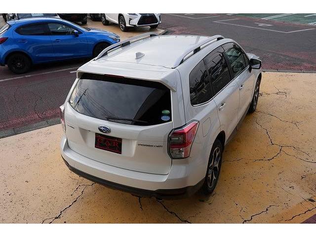 フォレスター Ｓ－リミテッド　衝突軽減ブレーキ　レーンアシスト　アダプティブクルーズコントロール　ブラインドスポット　純正ナビ　Ｂｌｕｅｔｏｏｔｈ　バックカメラ　フルセグ　純正アルミホイール　ビルトインＥＴＣ　パワーバックドア（23枚目）