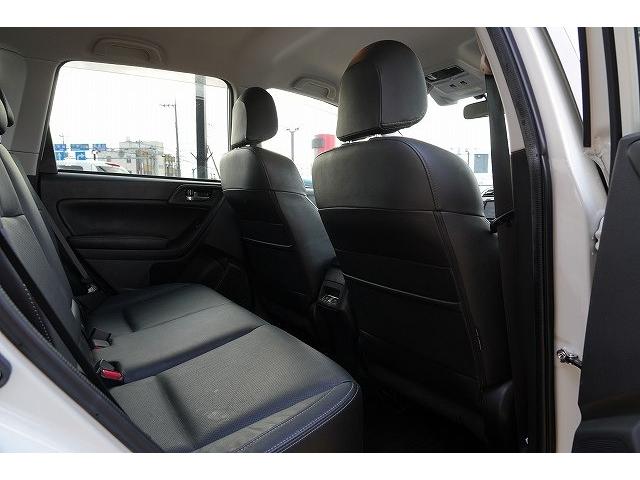 フォレスター Ｓ－リミテッド　衝突軽減ブレーキ　レーンアシスト　アダプティブクルーズコントロール　ブラインドスポット　純正ナビ　Ｂｌｕｅｔｏｏｔｈ　バックカメラ　フルセグ　純正アルミホイール　ビルトインＥＴＣ　パワーバックドア（33枚目）