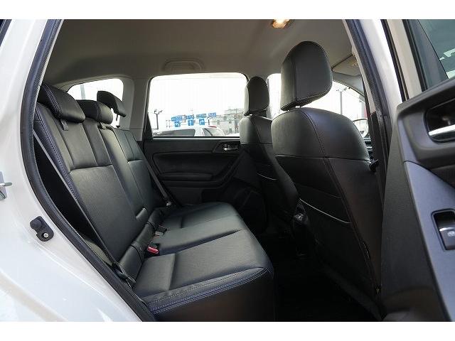 フォレスター Ｓ－リミテッド　衝突軽減ブレーキ　レーンアシスト　アダプティブクルーズコントロール　ブラインドスポット　純正ナビ　Ｂｌｕｅｔｏｏｔｈ　バックカメラ　フルセグ　純正アルミホイール　ビルトインＥＴＣ　パワーバックドア（34枚目）