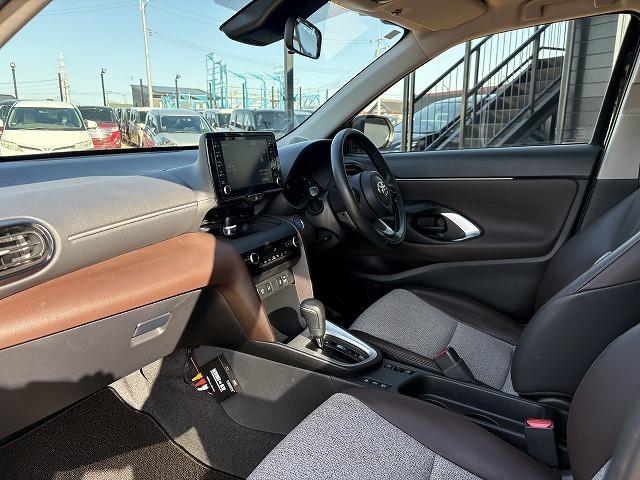 ヤリスクロス ハイブリッドＺ　クリアランスソナー　ブラインドスポット　レーンアシスト　オートハイビーム　アクティブクルーズコントロール　ステアリングリモコン　ステアリングヒーター　衝突被害軽減ブレーキ　Ｂｌｕｅｔｏｏｔｈ　ＵＳＢ（35枚目）