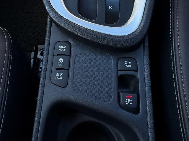 ヤリスクロス ハイブリッドＺ　クリアランスソナー　ブラインドスポット　レーンアシスト　オートハイビーム　アクティブクルーズコントロール　ステアリングリモコン　ステアリングヒーター　衝突被害軽減ブレーキ　Ｂｌｕｅｔｏｏｔｈ　ＵＳＢ（53枚目）