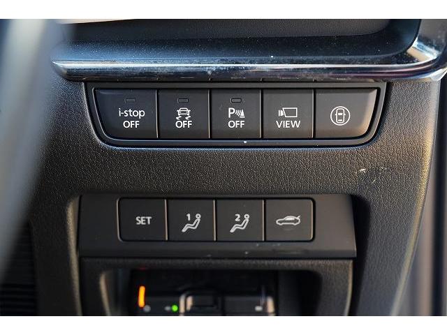 ＭＡＺＤＡ３セダン ＸＤ　１００周年特別記念車　１００周年特別記念車　ブレーキサポート　レーンアシスト　ヘッドアップディスプレイ　クリアランスソナー　ブラインドスポット　純正ナビ　全方位カメラ　フルセグ　Ｂｌｕｅｔｏｏｔｈ　ＢＯＳＥサウンド（7枚目）