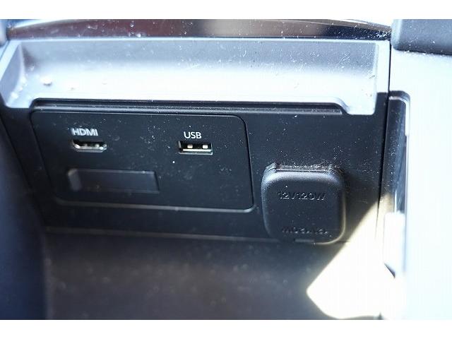 ＭＡＺＤＡ３セダン ＸＤ　１００周年特別記念車　１００周年特別記念車　ブレーキサポート　レーンアシスト　ヘッドアップディスプレイ　クリアランスソナー　ブラインドスポット　純正ナビ　全方位カメラ　フルセグ　Ｂｌｕｅｔｏｏｔｈ　ＢＯＳＥサウンド（17枚目）