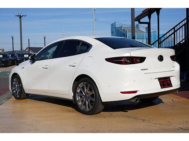 ＭＡＺＤＡ３セダン ＸＤ　１００周年特別記念車　１００周年特別記念車　ブレーキサポート　レーンアシスト　ヘッドアップディスプレイ　クリアランスソナー　ブラインドスポット　純正ナビ　全方位カメラ　フルセグ　Ｂｌｕｅｔｏｏｔｈ　ＢＯＳＥサウンド（21枚目）