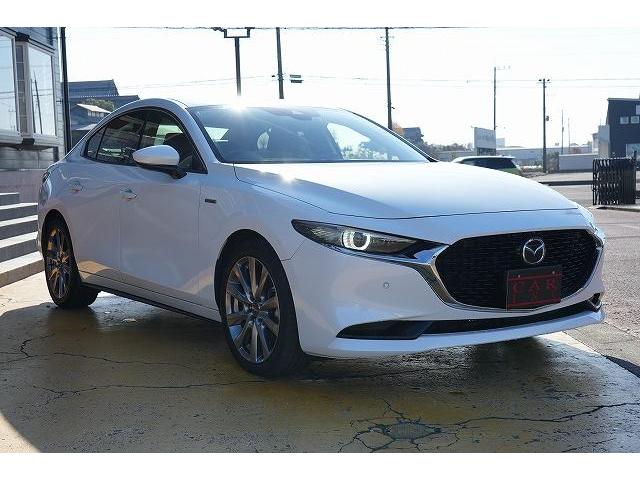 ＭＡＺＤＡ３セダン ＸＤ　１００周年特別記念車　１００周年特別記念車　ブレーキサポート　レーンアシスト　ヘッドアップディスプレイ　クリアランスソナー　ブラインドスポット　純正ナビ　全方位カメラ　フルセグ　Ｂｌｕｅｔｏｏｔｈ　ＢＯＳＥサウンド（25枚目）