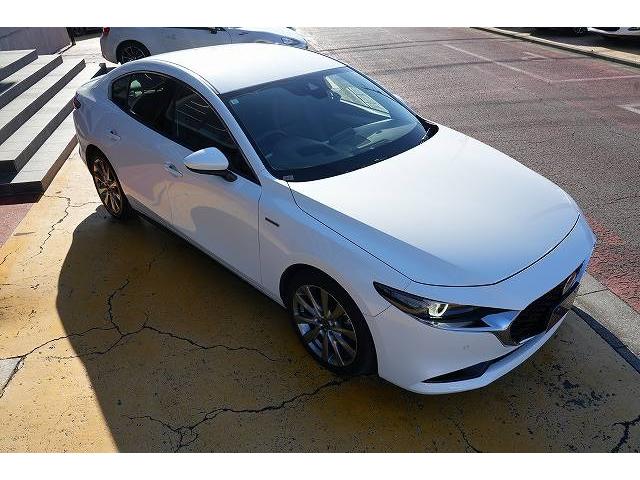 ＭＡＺＤＡ３セダン ＸＤ　１００周年特別記念車　１００周年特別記念車　ブレーキサポート　レーンアシスト　ヘッドアップディスプレイ　クリアランスソナー　ブラインドスポット　純正ナビ　全方位カメラ　フルセグ　Ｂｌｕｅｔｏｏｔｈ　ＢＯＳＥサウンド（26枚目）