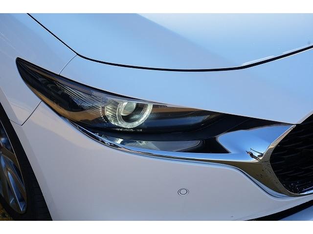 ＭＡＺＤＡ３セダン ＸＤ　１００周年特別記念車　１００周年特別記念車　ブレーキサポート　レーンアシスト　ヘッドアップディスプレイ　クリアランスソナー　ブラインドスポット　純正ナビ　全方位カメラ　フルセグ　Ｂｌｕｅｔｏｏｔｈ　ＢＯＳＥサウンド（47枚目）