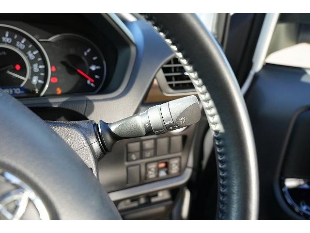 ヴォクシー ZS 煌 両側パワースライドドア フリップダウンモニター 衝突軽減ブレーキ レーンアシスト クルーズコントロール 純正ナビ Bluetooth フルセグ 純正16AW ビルトインETC LEDヘッドライト(5枚目)