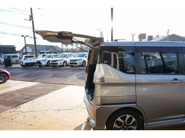 デリカＤ：２ カスタムハイブリッドＳＶ　ナビパッケージ　純正メモリーナビ　衝突軽減ブレーキ　レーンアシスト　全方位カメラ　フルセグ　Ｂｌｕｅｔｏｏｔｈ　両側パワースライドドア　オートクルーズコントロール　ビルトインＥＴＣ　ＬＥＤヘッドライト（39枚目）