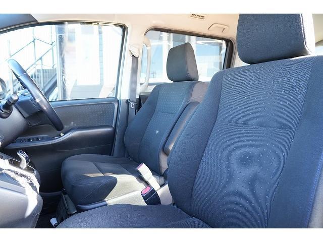 ノア ハイブリッドＧ　両側パワスラ　純正ナビ　フルセグ　Ｂｌｕｅｔｏｏｔｈ　フリップダウンモニター　衝突軽減ブレーキ　レーンアシスト　クルーズコントロール　シートヒーター　クリアランスソナー　ＬＥＤヘッドライト（46枚目）