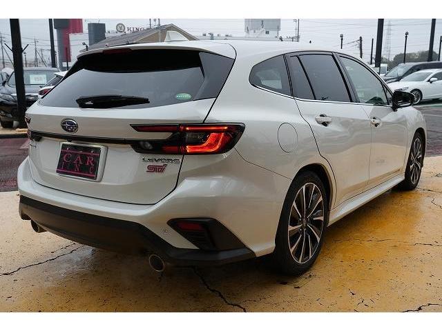 レヴォーグ ＳＴＩスポーツ　ＥＸ　４ＷＤ　衝突軽減ブレーキ　レーンアシスト　ブラインドスポット　パワーバックドア　純正１１．６インチナビ　Ｂｌｕｅｔｏｏｔｈ　フルセグ　バックカメラ　純正アルミホイール　オートＬＥＤヘッドライト　ＥＴＣ（22枚目）