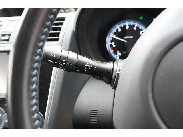 レヴォーグ ２．０ＧＴ－Ｓアイサイト　ＳＴＩスポイラー　社外ナビ　ビルトインＥＴＣ　バックカメラ　サイドカメラ　衝突軽減ブレーキ　レーンアシスト　アダプティブクルーズコントロール　ブラインドスポットモニター　パドルシフト（8枚目）