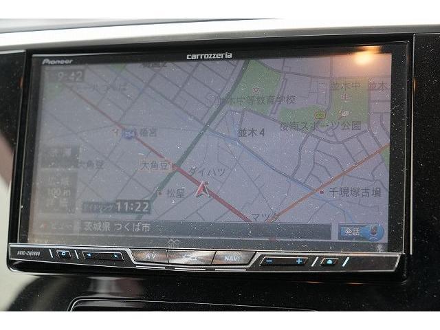 レヴォーグ ２．０ＧＴ－Ｓアイサイト　ＳＴＩスポイラー　社外ナビ　ビルトインＥＴＣ　バックカメラ　サイドカメラ　衝突軽減ブレーキ　レーンアシスト　アダプティブクルーズコントロール　ブラインドスポットモニター　パドルシフト（12枚目）