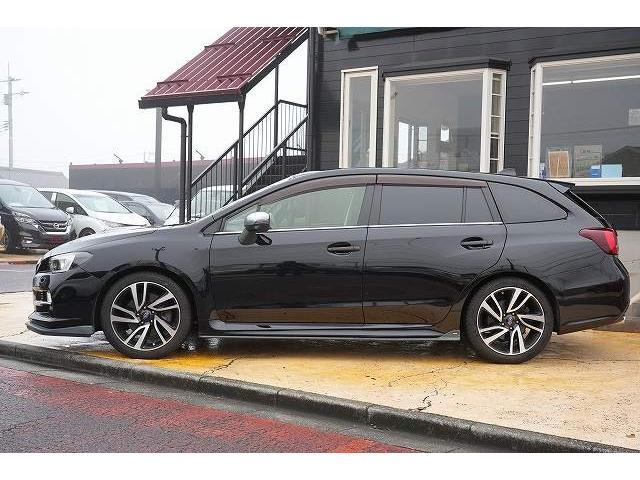 レヴォーグ ２．０ＧＴ－Ｓアイサイト　ＳＴＩスポイラー　社外ナビ　ビルトインＥＴＣ　バックカメラ　サイドカメラ　衝突軽減ブレーキ　レーンアシスト　アダプティブクルーズコントロール　ブラインドスポットモニター　パドルシフト（19枚目）