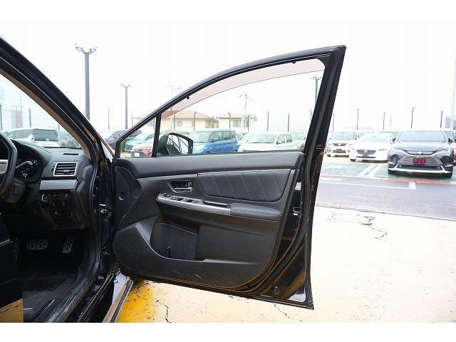 レヴォーグ ２．０ＧＴ－Ｓアイサイト　ＳＴＩスポイラー　社外ナビ　ビルトインＥＴＣ　バックカメラ　サイドカメラ　衝突軽減ブレーキ　レーンアシスト　アダプティブクルーズコントロール　ブラインドスポットモニター　パドルシフト（31枚目）