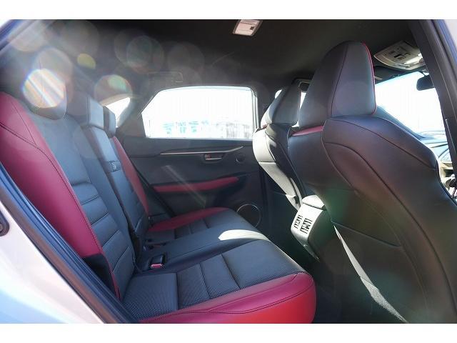 ＮＸ ＮＸ３００　Ｆスポーツ　メーカーナビ　フルセグ　Ｂｌｕｅｔｏｏｔｈ　バックカメラ　衝突軽減ブレーキ　レーンアシスト　クリアランスソナー　ブラインドスポットモニター　本革シート　シートヒーター　ステアリングヒーター（35枚目）