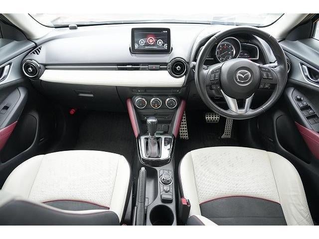 ＣＸ－３ ＸＤ　ツーリング　Ｌパッケージ　純正ＳＤナビ　Ｂｌｕｅｔｏｏｔｈ　バックカメラ　フルセグ　衝突軽減ブレーキ　レーンアシスト　ブラインドスポット　レーダークルーズ　ヘッドアップディスプレイ　ＬＥＤオートライト　ビルトインＥＴＣ（3枚目）