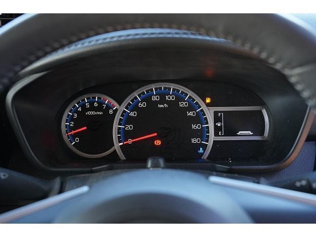 ルーミー カスタムＧ－Ｔ　両側パワースライドドア　純正ナビ　フルセグ　Ｂｌｕｅｔｏｏｔｈ　バックカメラ　衝突軽減ブレーキ　レーンアシスト　レーダークルーズコントロール　クリアランスソナー　ＬＥＤヘッドライト（10枚目）