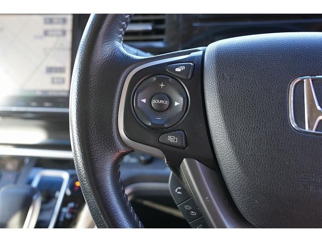 ステップワゴンスパーダ スパーダハイブリッド　Ｇ・ＥＸ　ホンダセンシング　ワンオーナー　純正ナビ　バックカメラ　衝突軽減ブレーキ　レーンアシスト　レーダークルーズコントロール　ハーフレザーシート　シートヒーター　両側パワースライドドア　社外１６インチアルミホイール（6枚目）