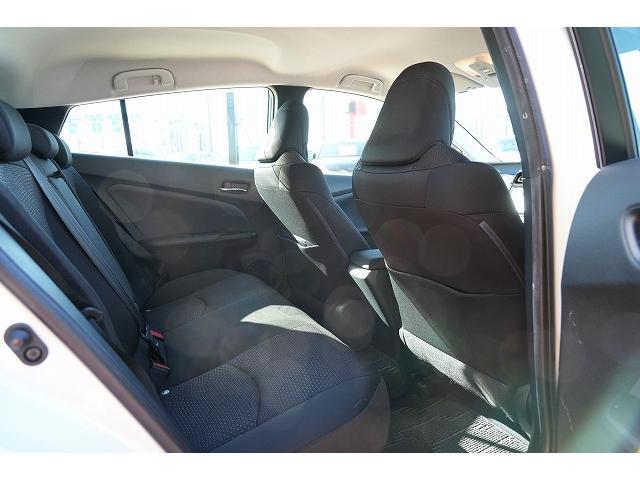 プリウス Ｓ　純正ナビ　フルセグ　Ｂｌｕｅｔｏｏｔｈ　バックカメラ　衝突軽減ブレーキ　レーンアシスト　オートハイビーム　社外１５インチアルミホイール　レーダークルーズコントロール　ビルトインＥＴＣ（30枚目）