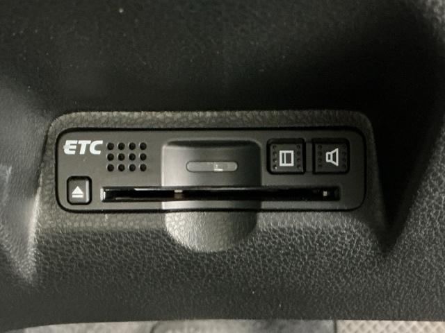 フィット 13G・スマートセレクションファインスタイル ホンダ認定中古車 純正ナビ バックカメラ インテリキー キーレス イモビライザー フルオートエアコン 記録簿有り パワーウィンドウ ETC 両席エアバック エアバック ナビTV ABS パワステ(8枚目)