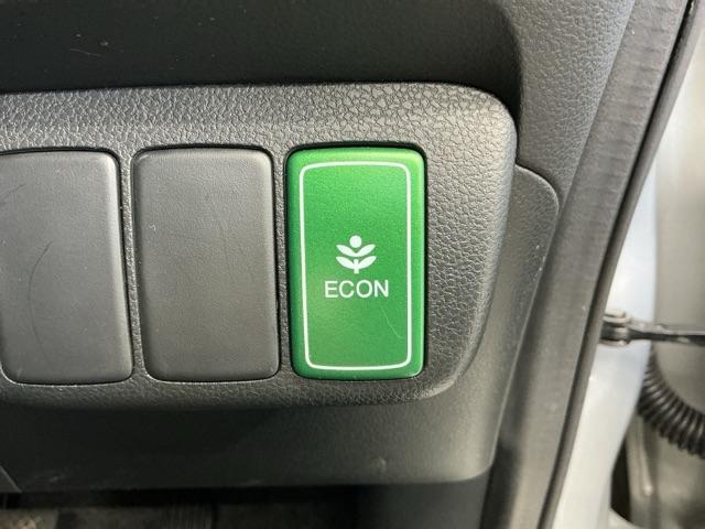 フィット 13G・スマートセレクションファインスタイル ホンダ認定中古車 純正ナビ バックカメラ インテリキー キーレス イモビライザー フルオートエアコン 記録簿有り パワーウィンドウ ETC 両席エアバック エアバック ナビTV ABS パワステ(11枚目)