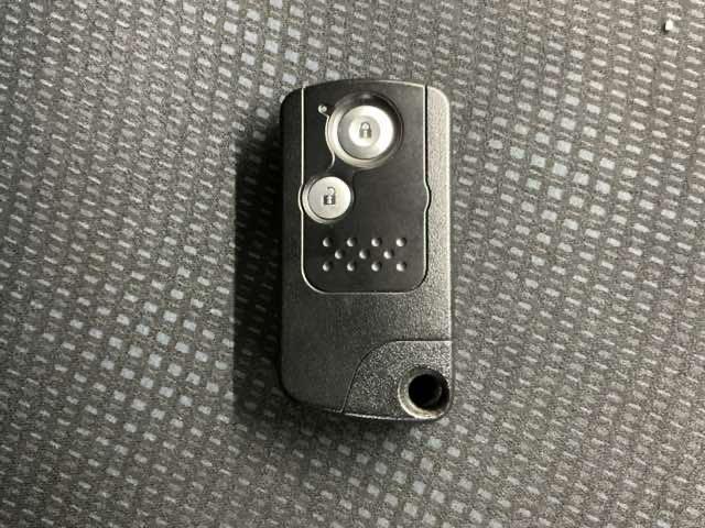 フィット 13G・スマートセレクションファインスタイル ホンダ認定中古車 純正ナビ バックカメラ インテリキー キーレス イモビライザー フルオートエアコン 記録簿有り パワーウィンドウ ETC 両席エアバック エアバック ナビTV ABS パワステ(16枚目)