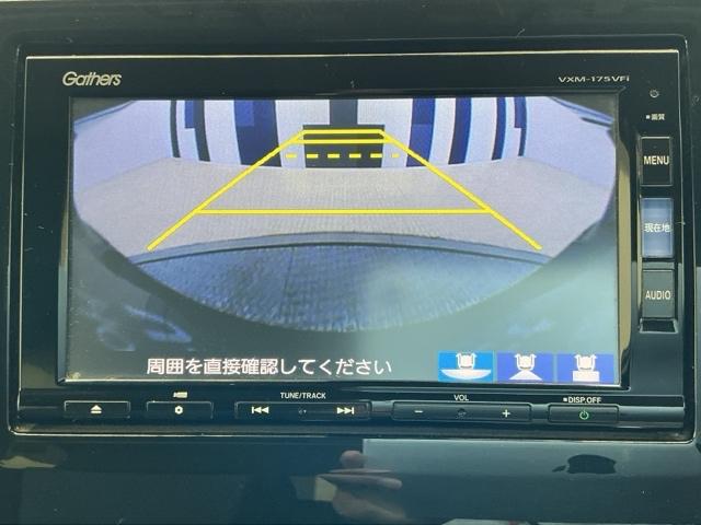 ステップワゴンスパーダ スパーダホンダセンシング ホンダ認定中古車 後席モニター LED 盗難防止 助手席エアバッグ ワンオーナ- Wパワスラ 記録簿有 リアオートエアコン 地デジ サイドエアバッグ 横滑り防止システム オートエアコン リアカメラ(7枚目)