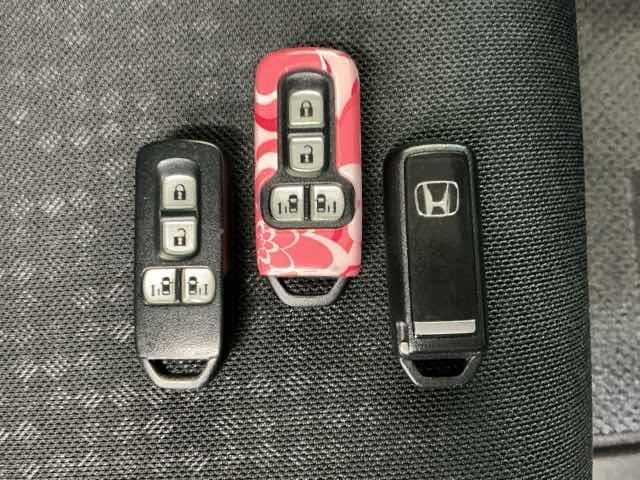 Ｎ－ＢＯＸカスタム Ｇ・Ｌパッケージ　ホンダ認定中古車　社外ドラレコ前　ＨＩＤ　左右パワースライド　サイドエアバック　アイドリングストップ車　クリアランスソナー　１オーナー　ナビ・ＴＶ　スマキ－　地デジＴＶ　パワーウィンドウ　パワステ（19枚目）