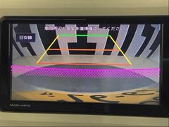 バックカメラ付きで後方の確認も安心です！スムーズな駐車・車庫入れをサポートいたします！ 3