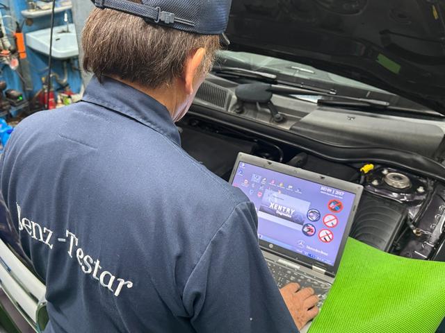 GLAクラス GLA250 4マチック スポーツ 4WD 禁煙 レ-ダ-セーフティ シ-トヒ-タ- ドラレコ TV ナビ Bカメラ(3枚目)